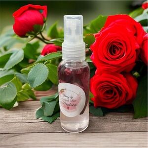 Rose 🌹 water facial mist